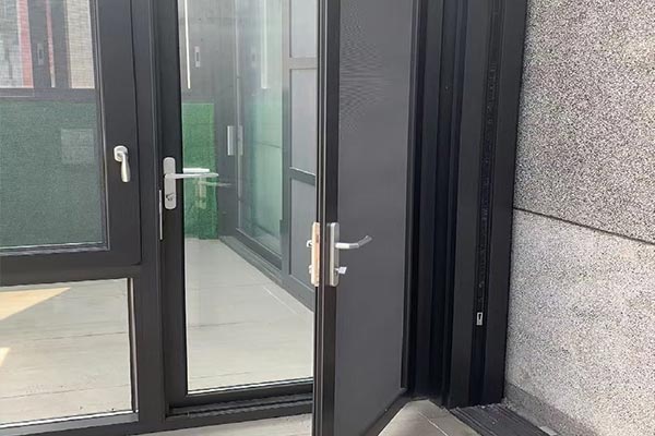 Ano ang Aluminum Windows at Doors?